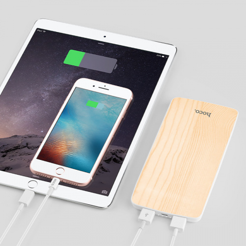 j5-wooden-power-bank-8000-mah-charging