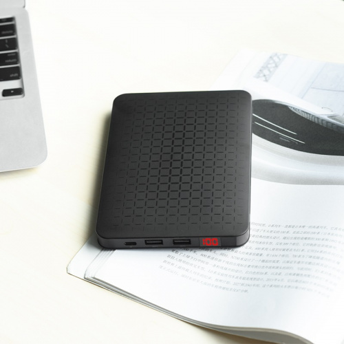 j29b-cool-square-20000-mobile-power-bank-travel